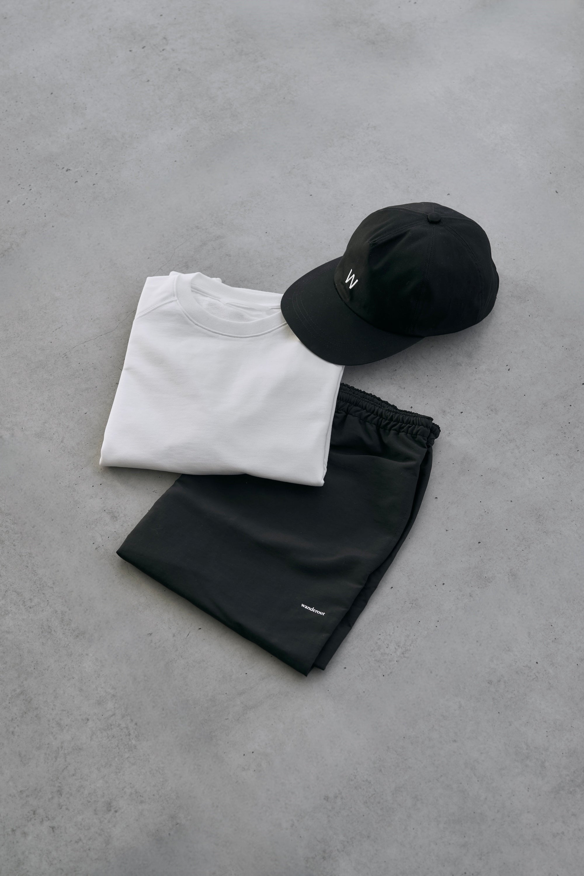 Wanderout / Lightweight Sweat Crewneck - Off White