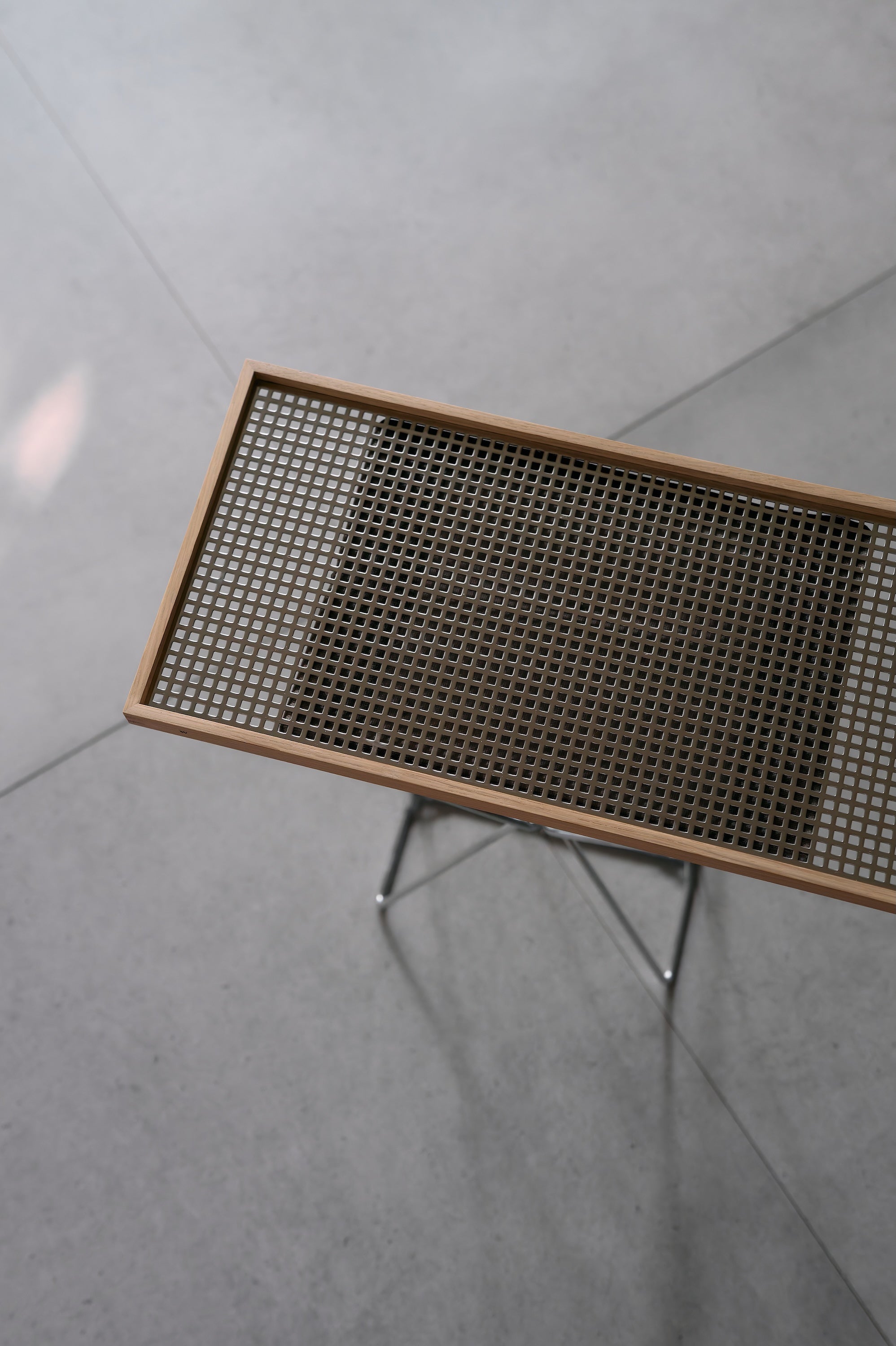 Wanderout / Universal Mesh Tray 00