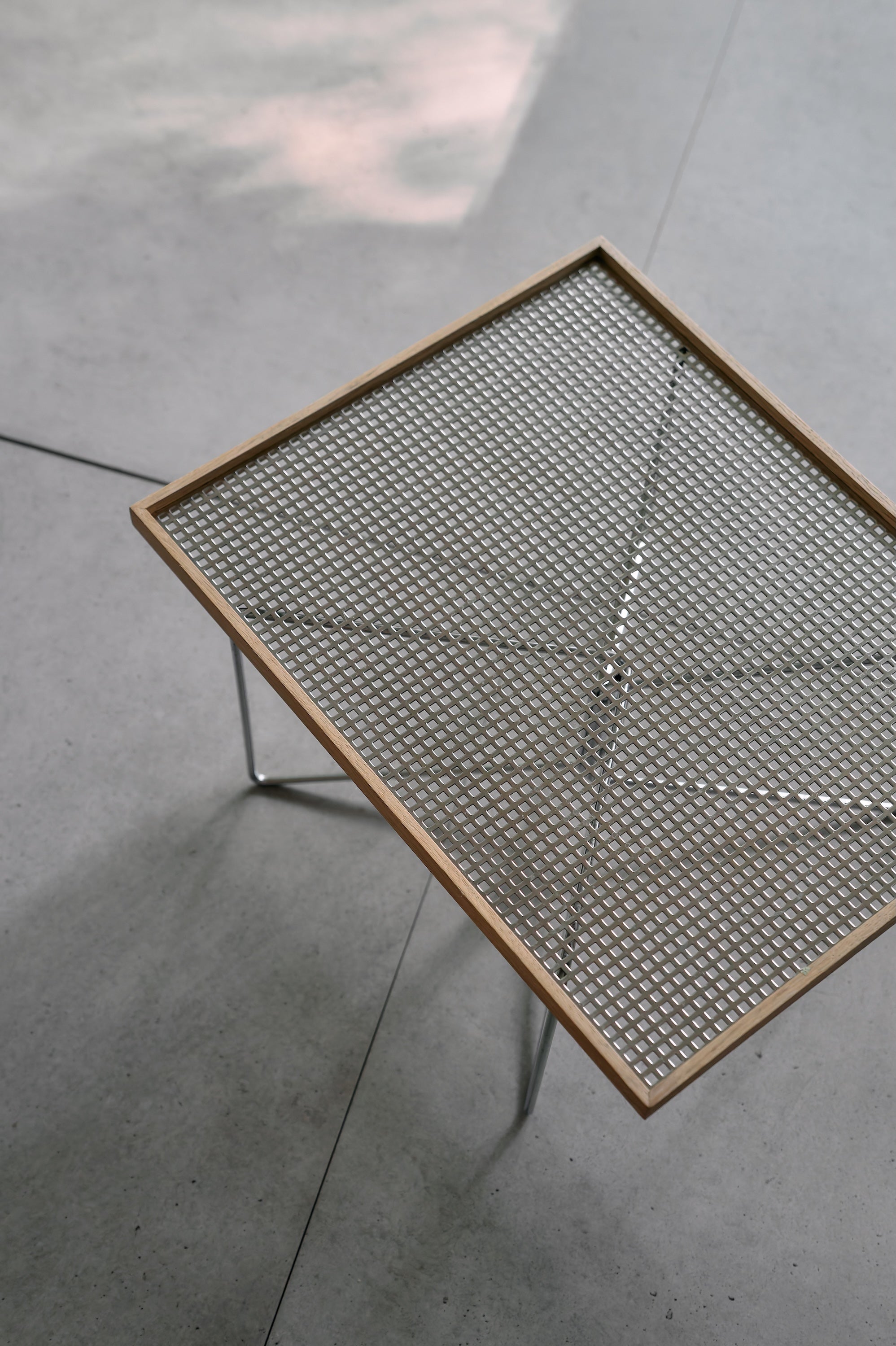 Wanderout / Universal Mesh Tray 01