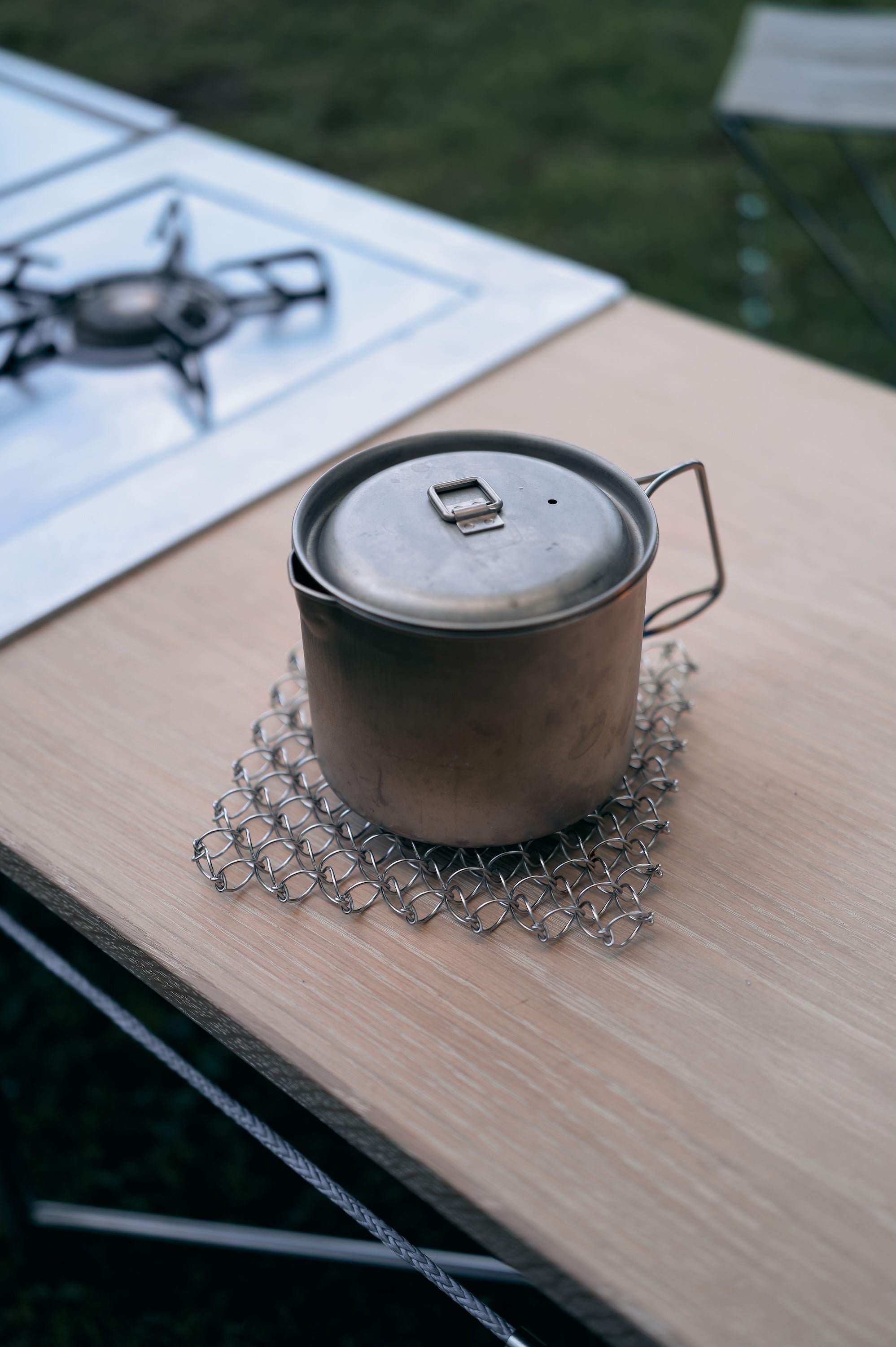 Wanderout / Wire Pot Stand - Silver