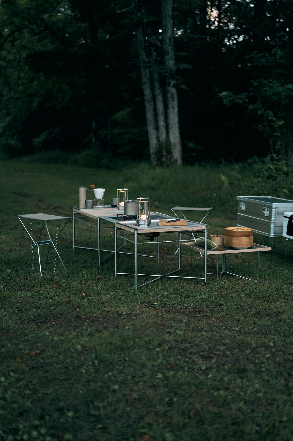 Wanderout / Universal Stool - Silver