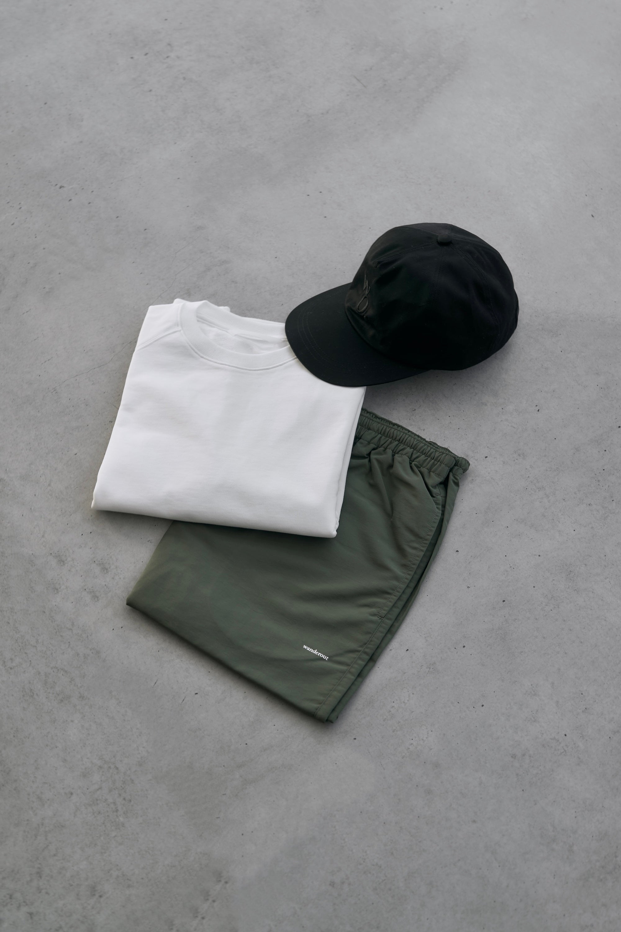 Wanderout / Lightweight Sweat Crewneck - Off White