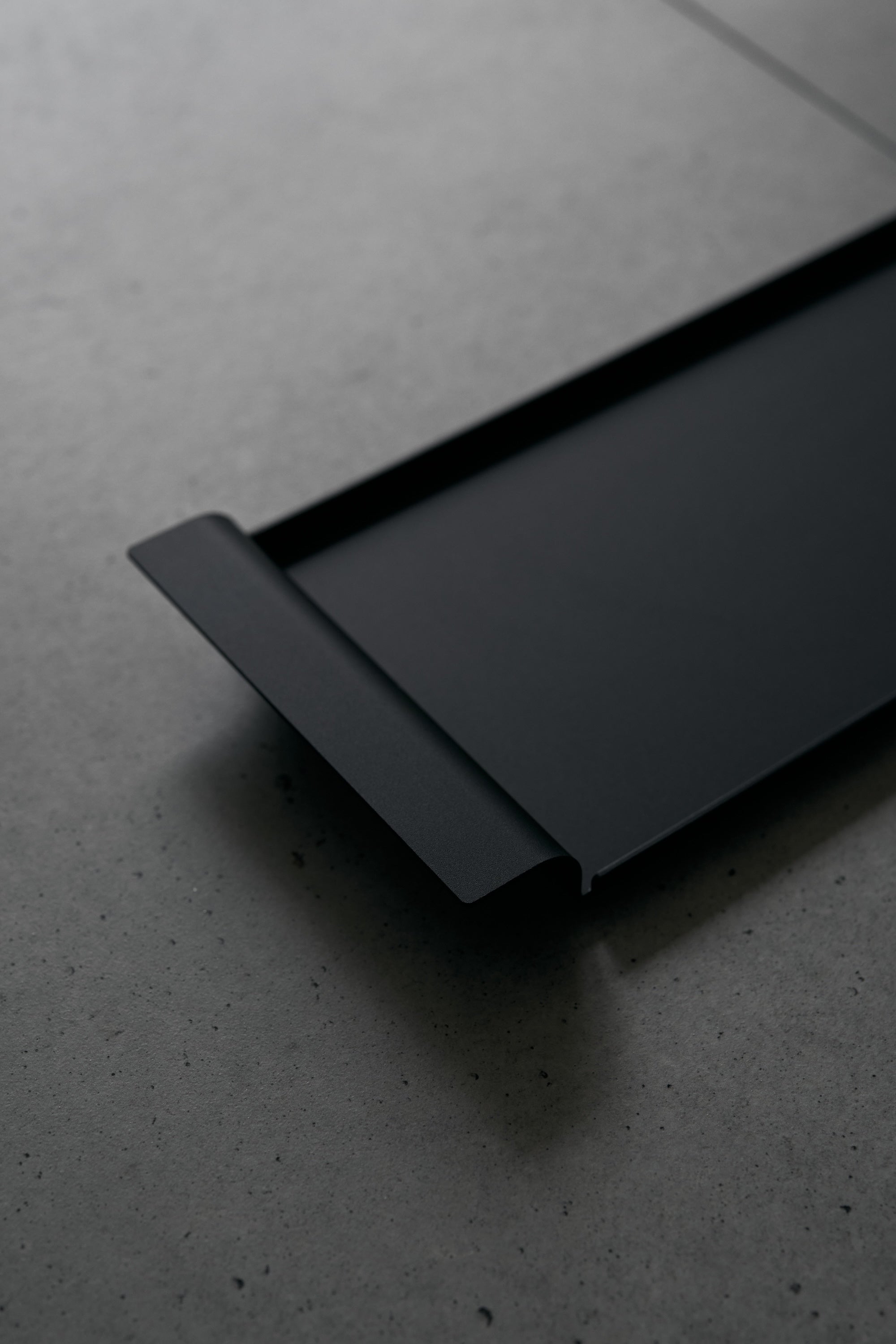 Wanderout / Narrow Tray Al - Black