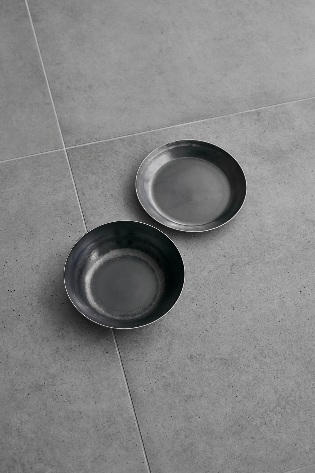 Wanderout / Hammered Iron Flat Frying Pan 22cm