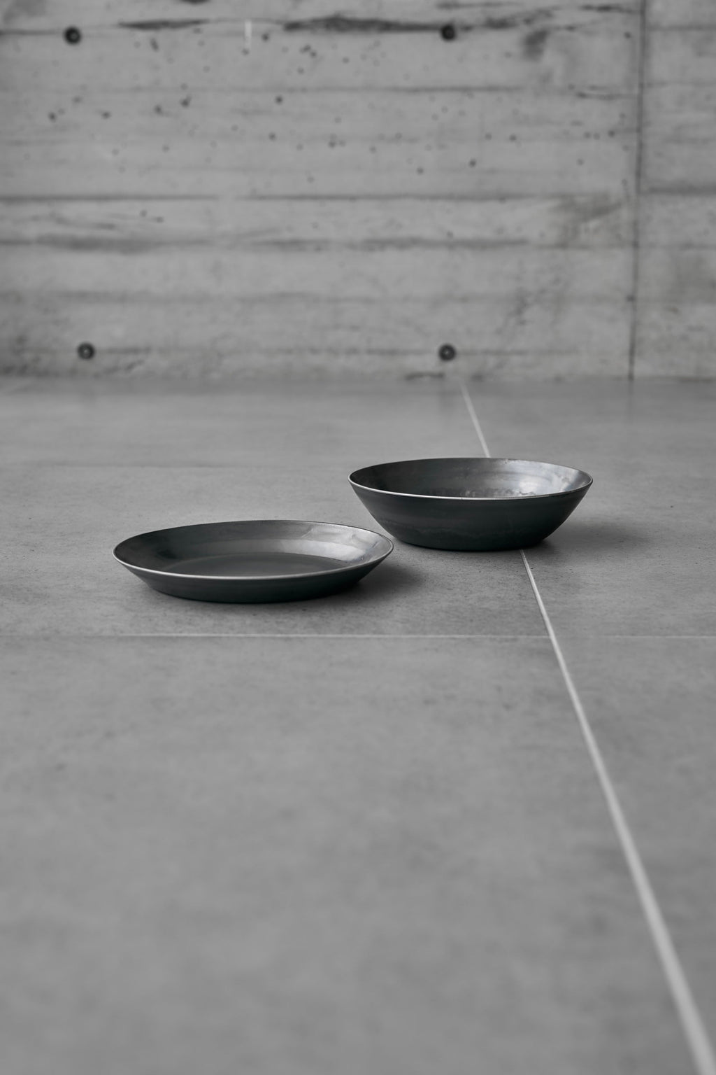 Wanderout / Hammered Iron Flat Frying Pan 22cm