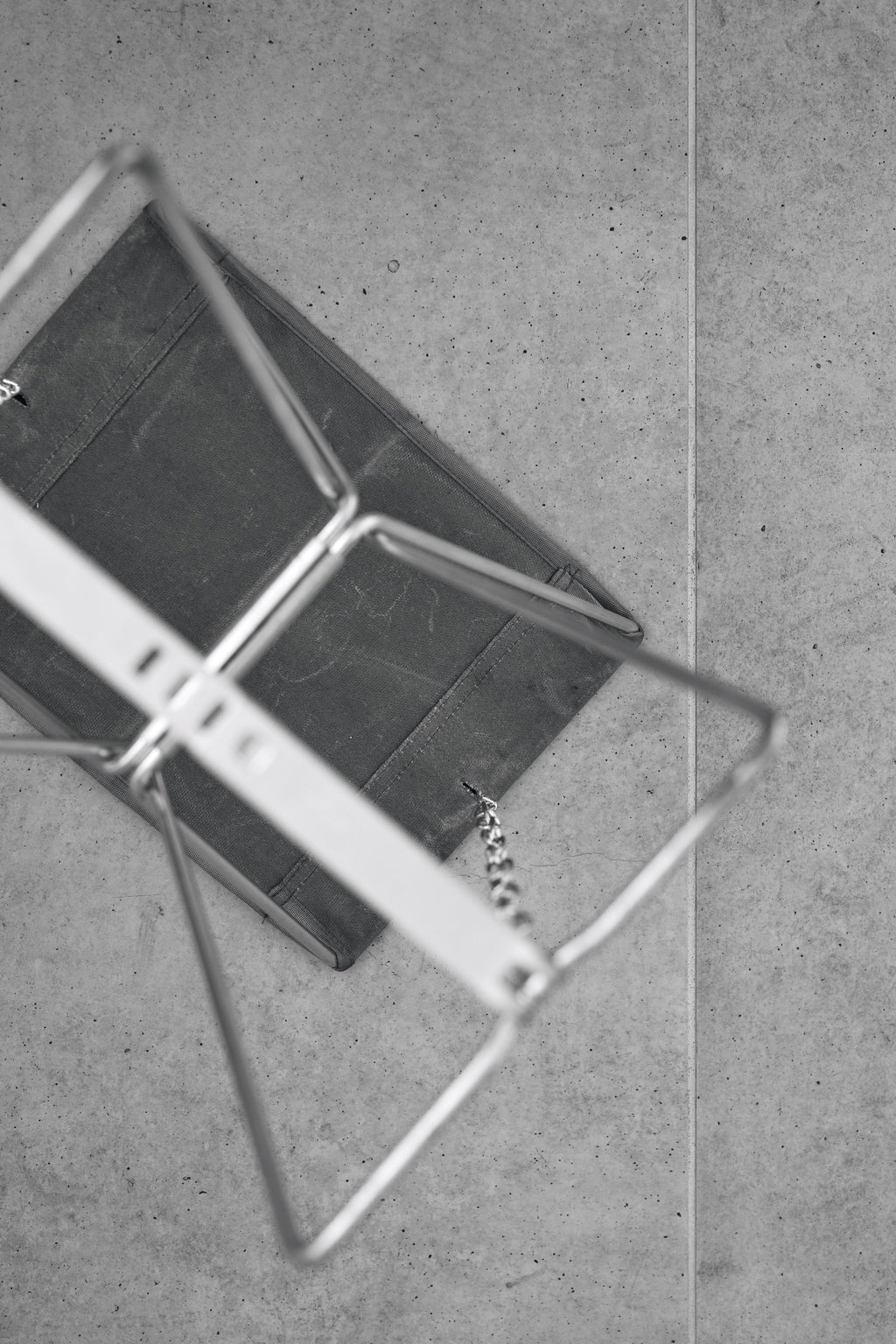 Wanderout / Universal Stool - Silver