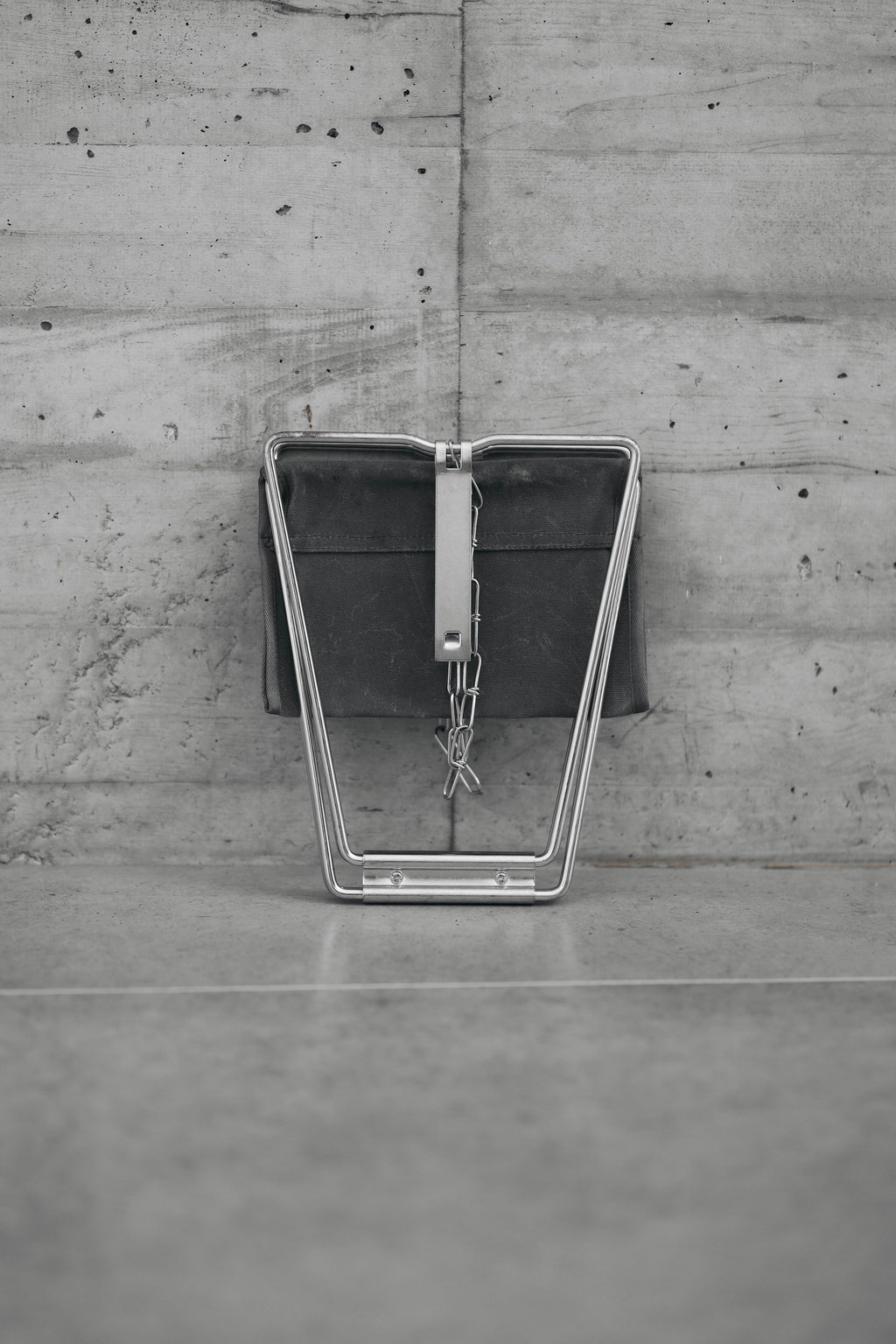Wanderout / Universal Stool - Silver
