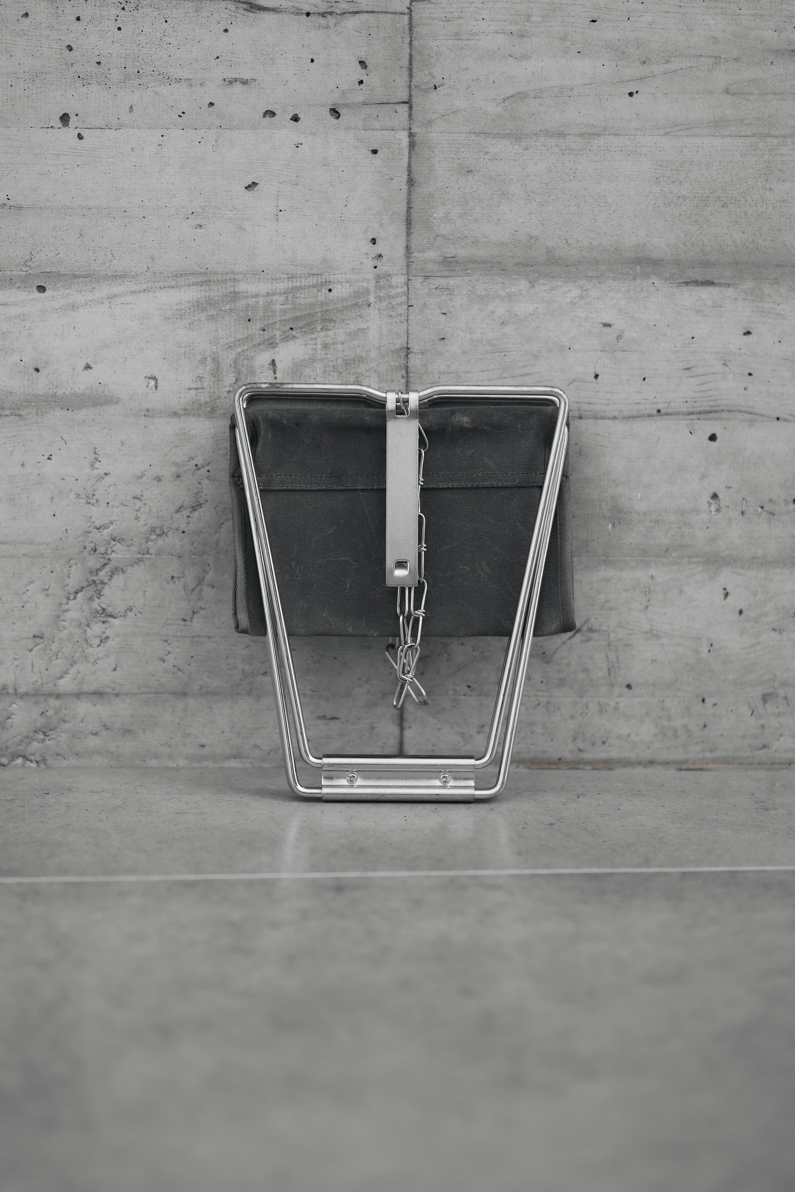Wanderout / Universal Stool - Silver