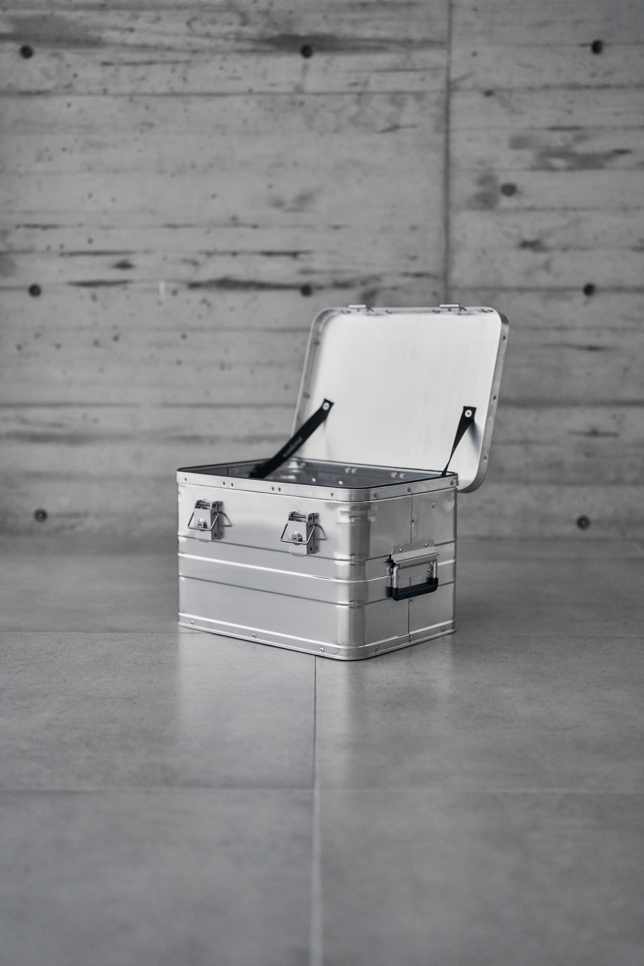 Wanderout / Universal Box 29L