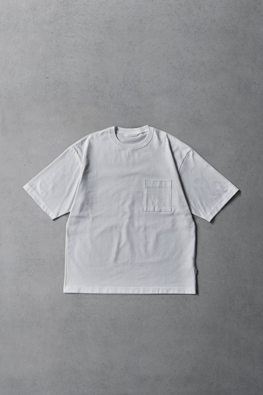 Wanderout / Pocket T-Shirt - White