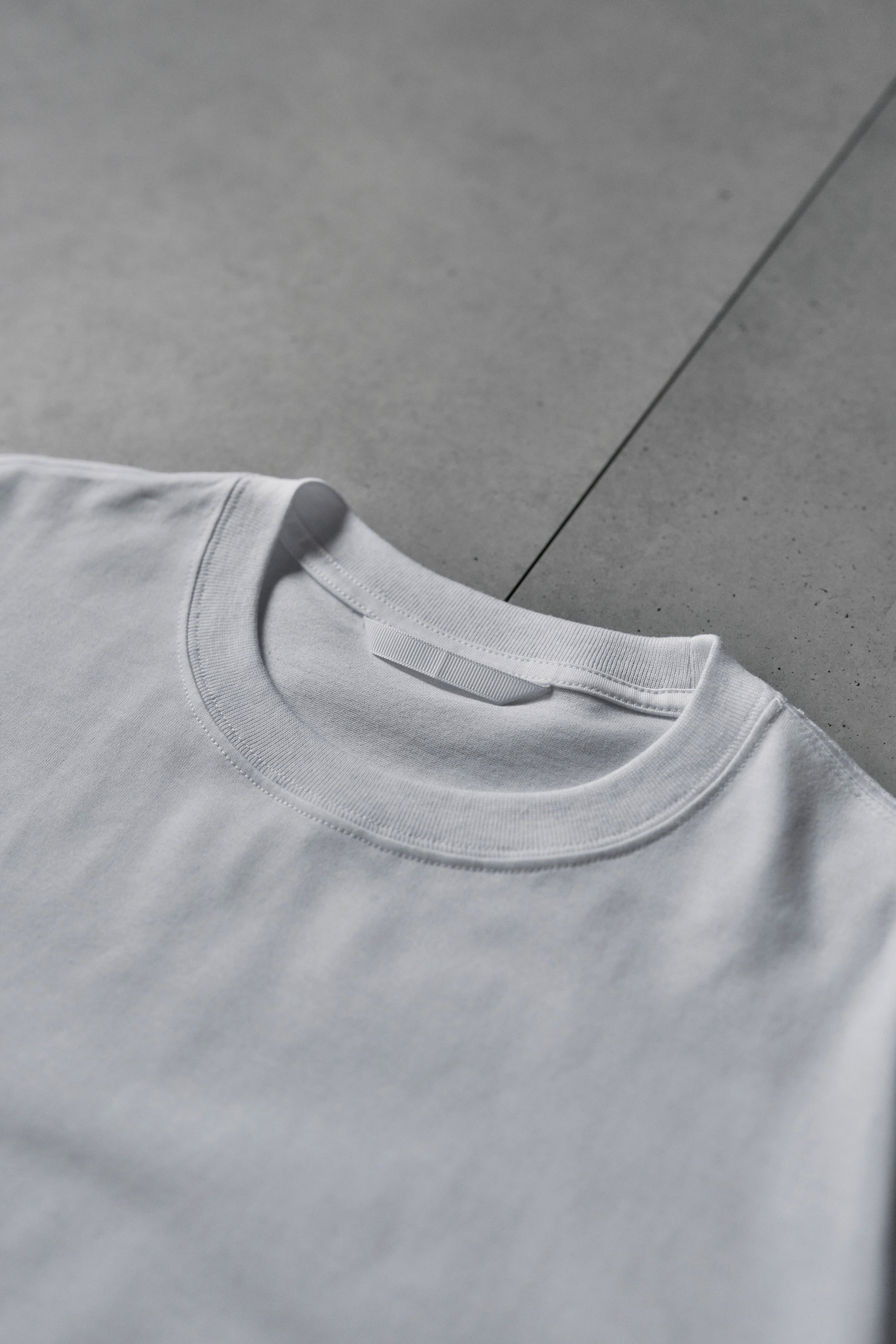 Wanderout / Pocket T-Shirt - White
