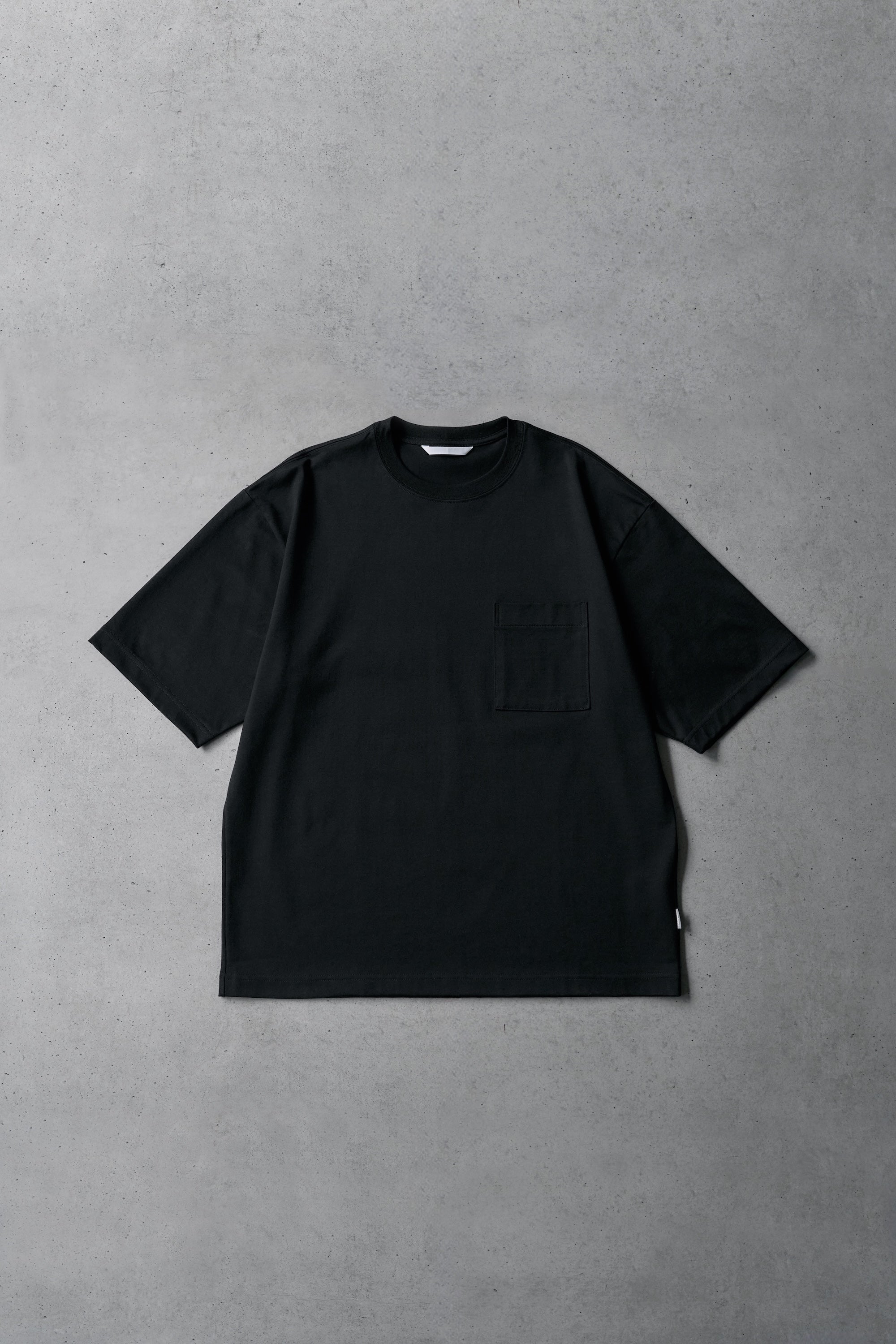 Wanderout / Pocket T-Shirt - Black