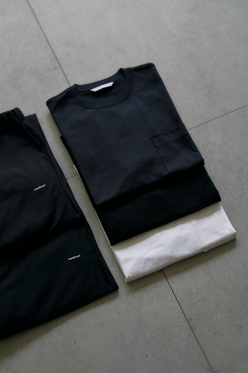 Wanderout / Pocket T-Shirt - White
