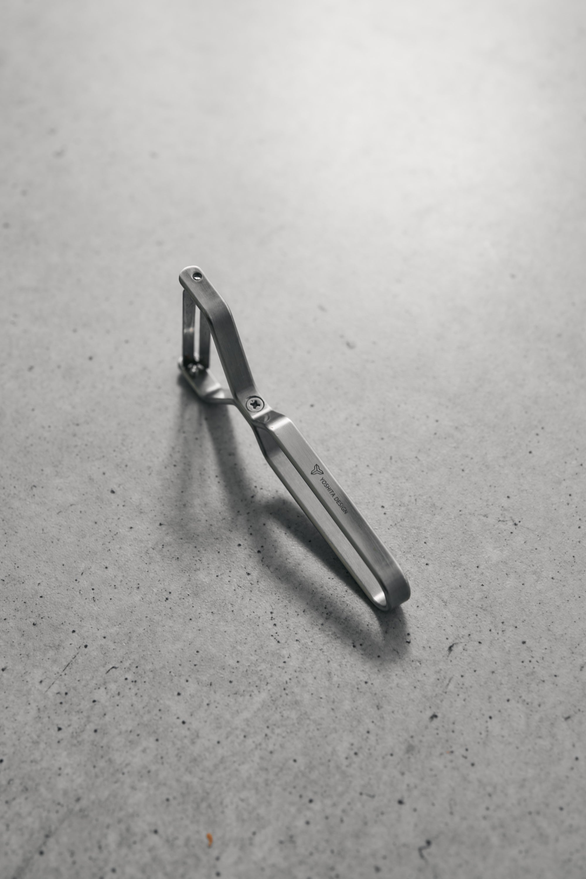 Yoshita Handi-Design Studio / Peeler