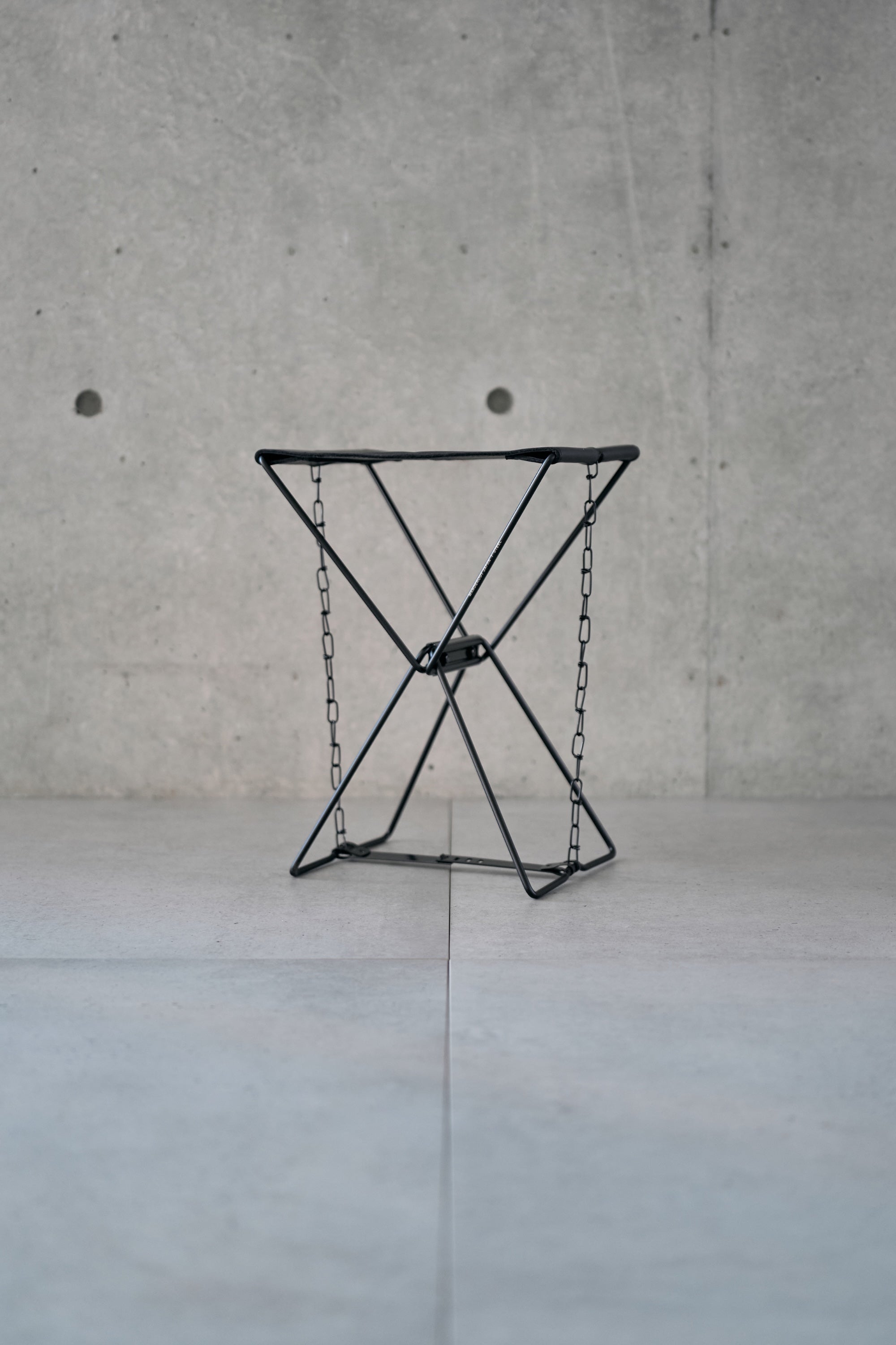 Wanderout / Universal Stool - Blackout
