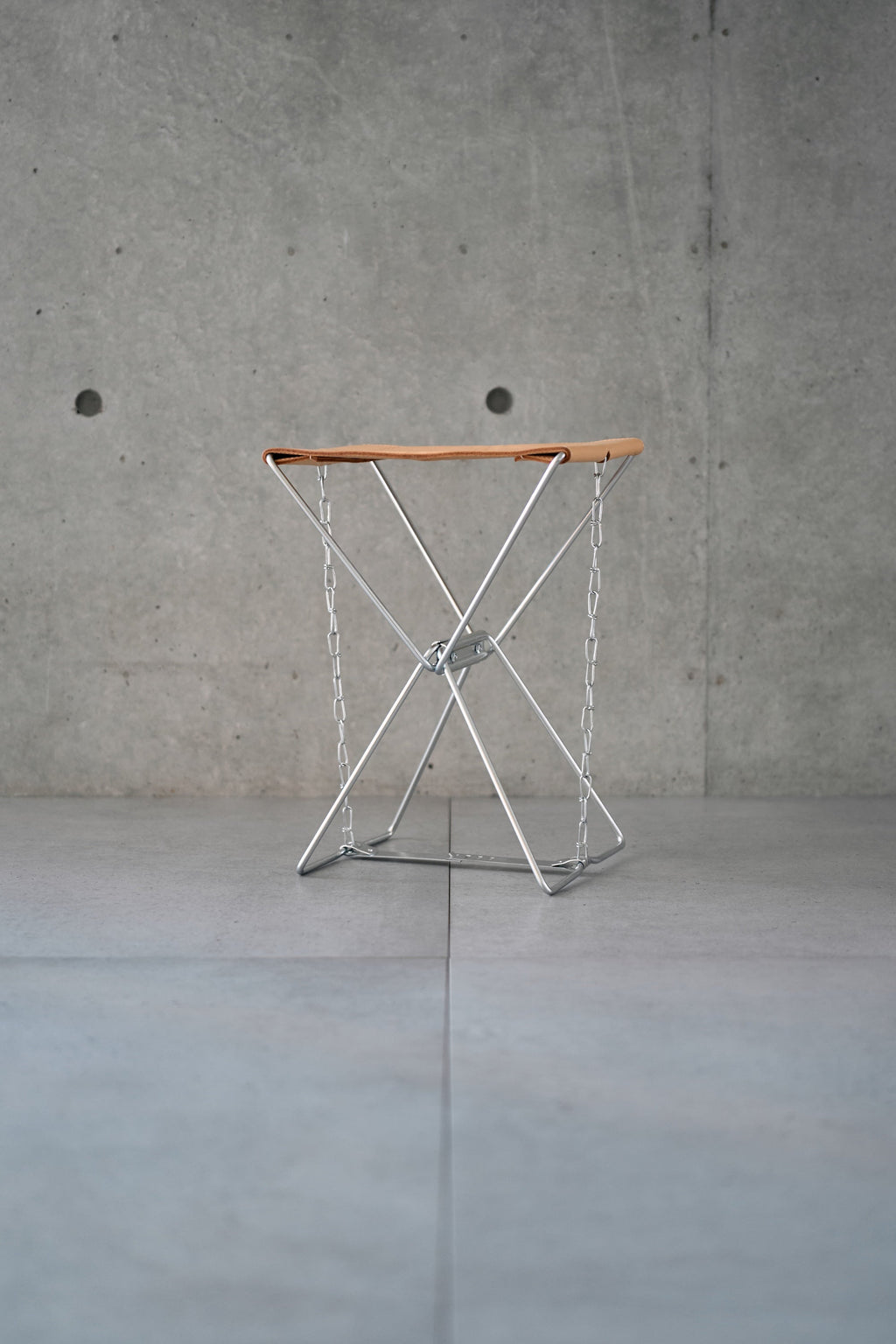 Wanderout / Universal Stool - Nume