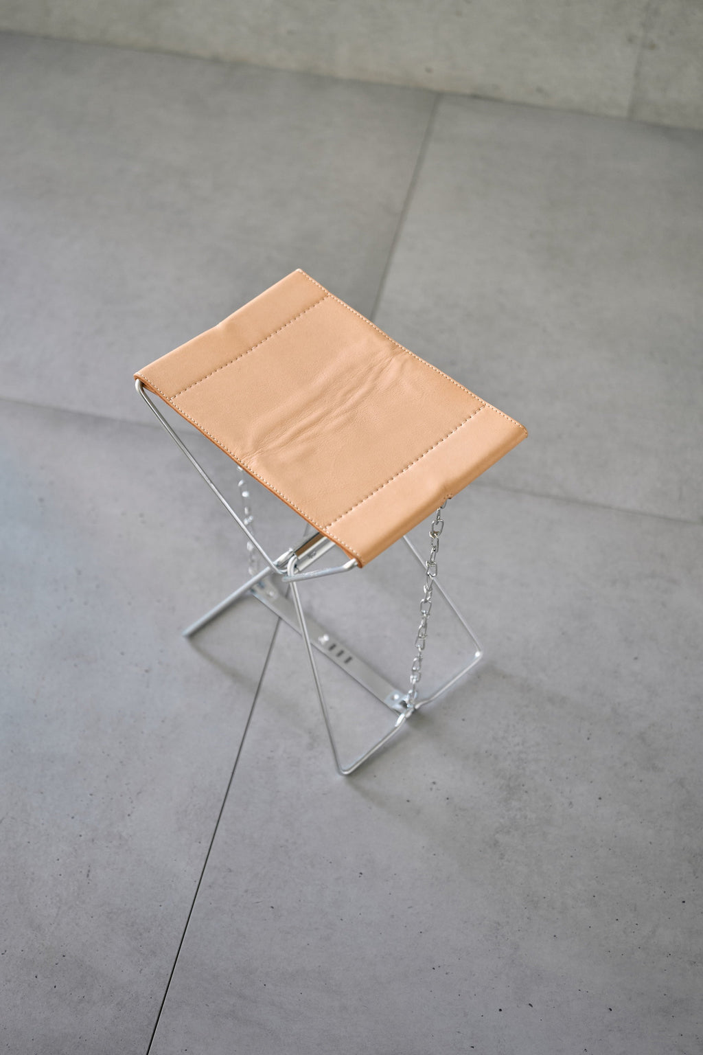 Wanderout / Universal Stool - Nume