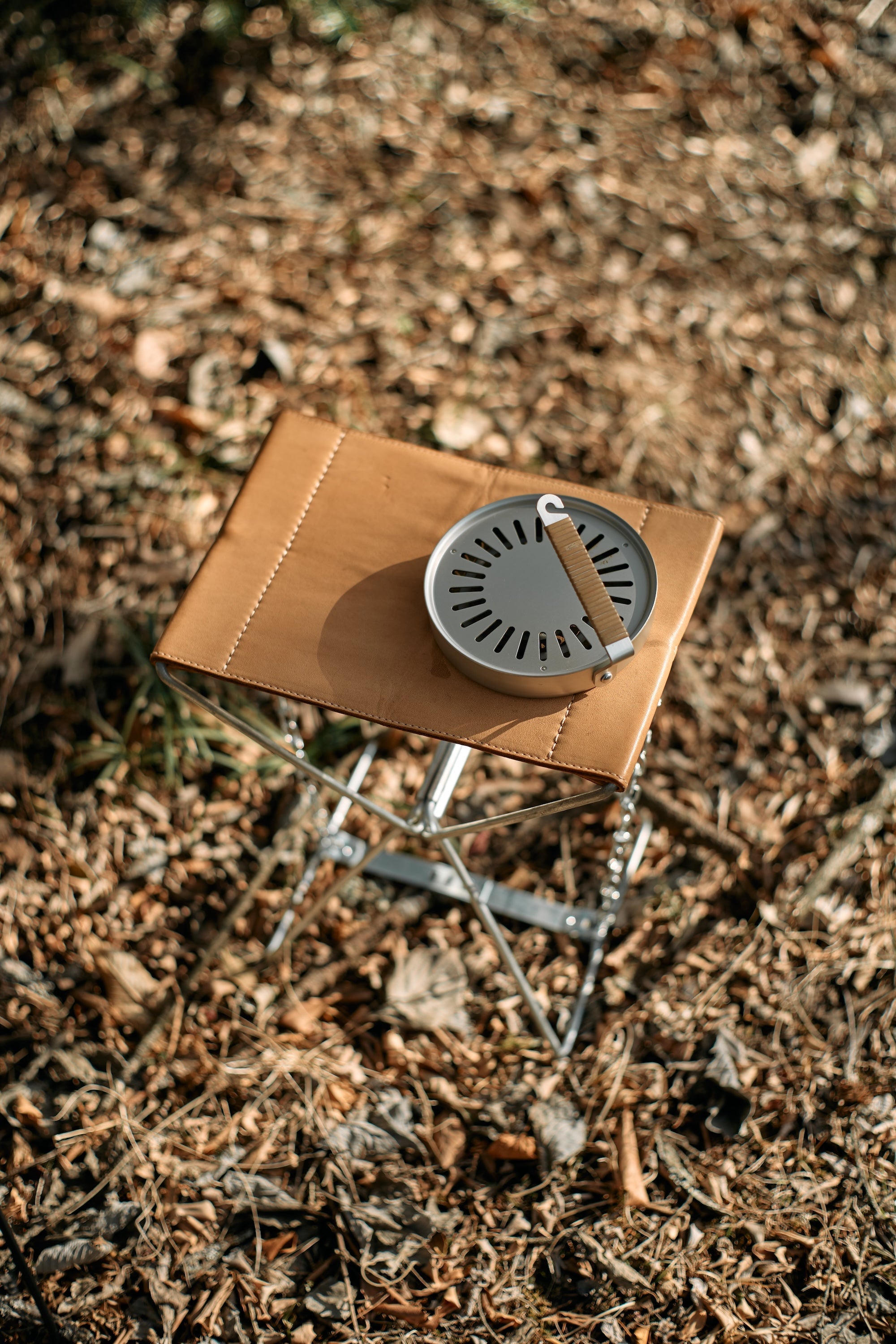 Wanderout / Universal Stool - Nume
